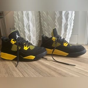 Jordan Retro 4s Pre school size 3